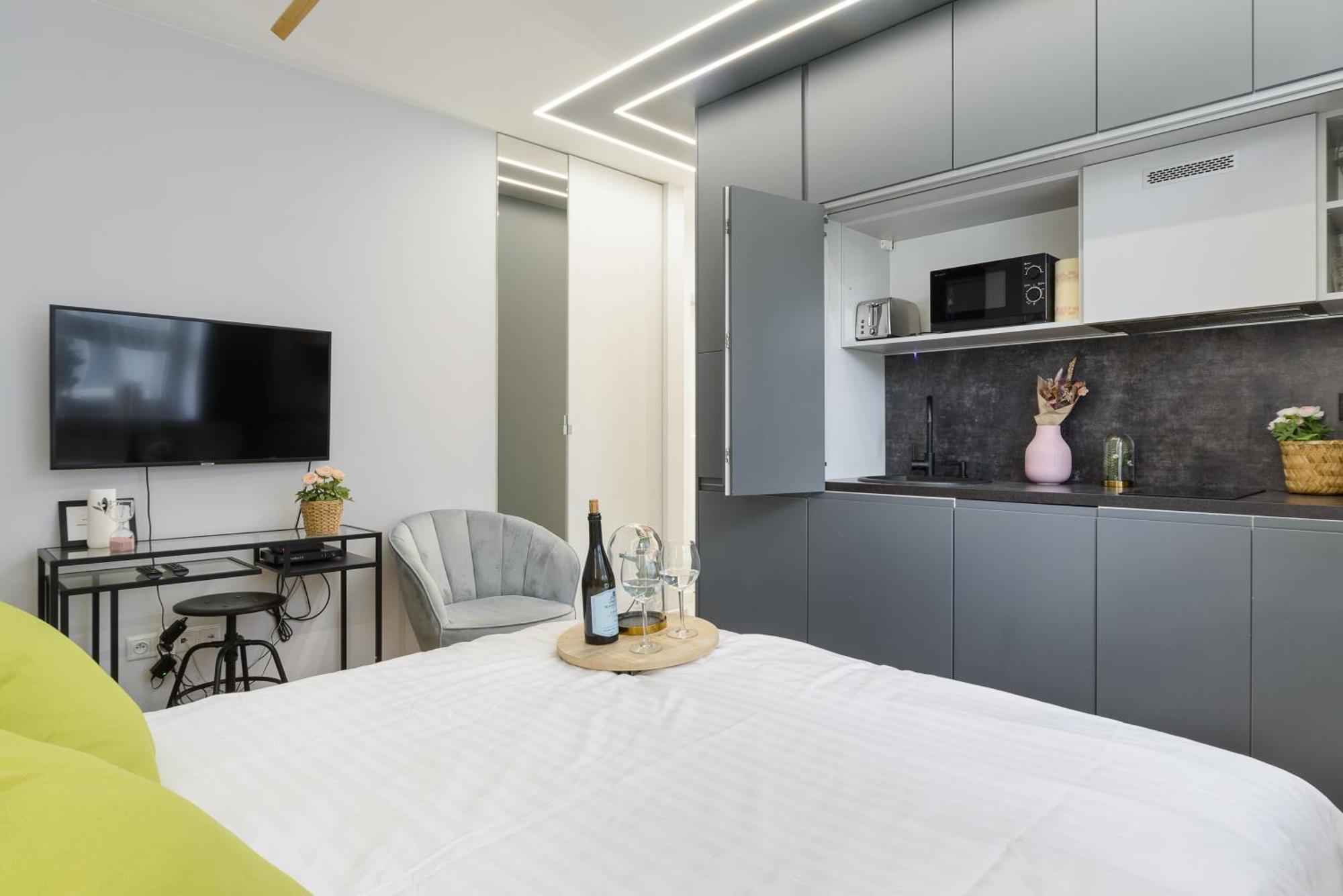 Lumina Cozy Studio In Center Варшава Экстерьер фото