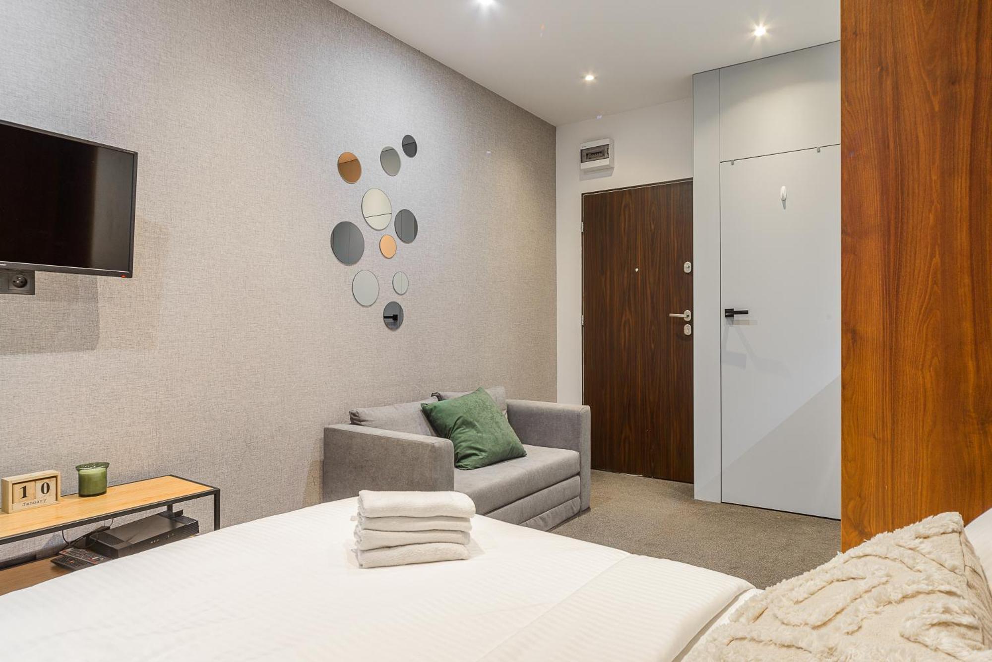 Lumina Cozy Studio In Center Варшава Экстерьер фото